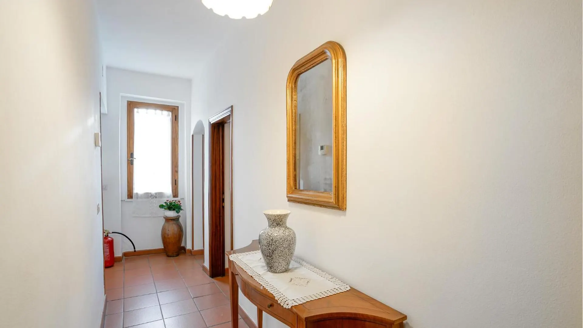 2 Bedroom Lovely Apartment In Il Ferrone Mercatale Val Di Pesa